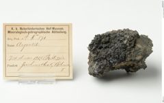 Foto von Akanthit (Argentit) (NHMW-MIN-Ak371)